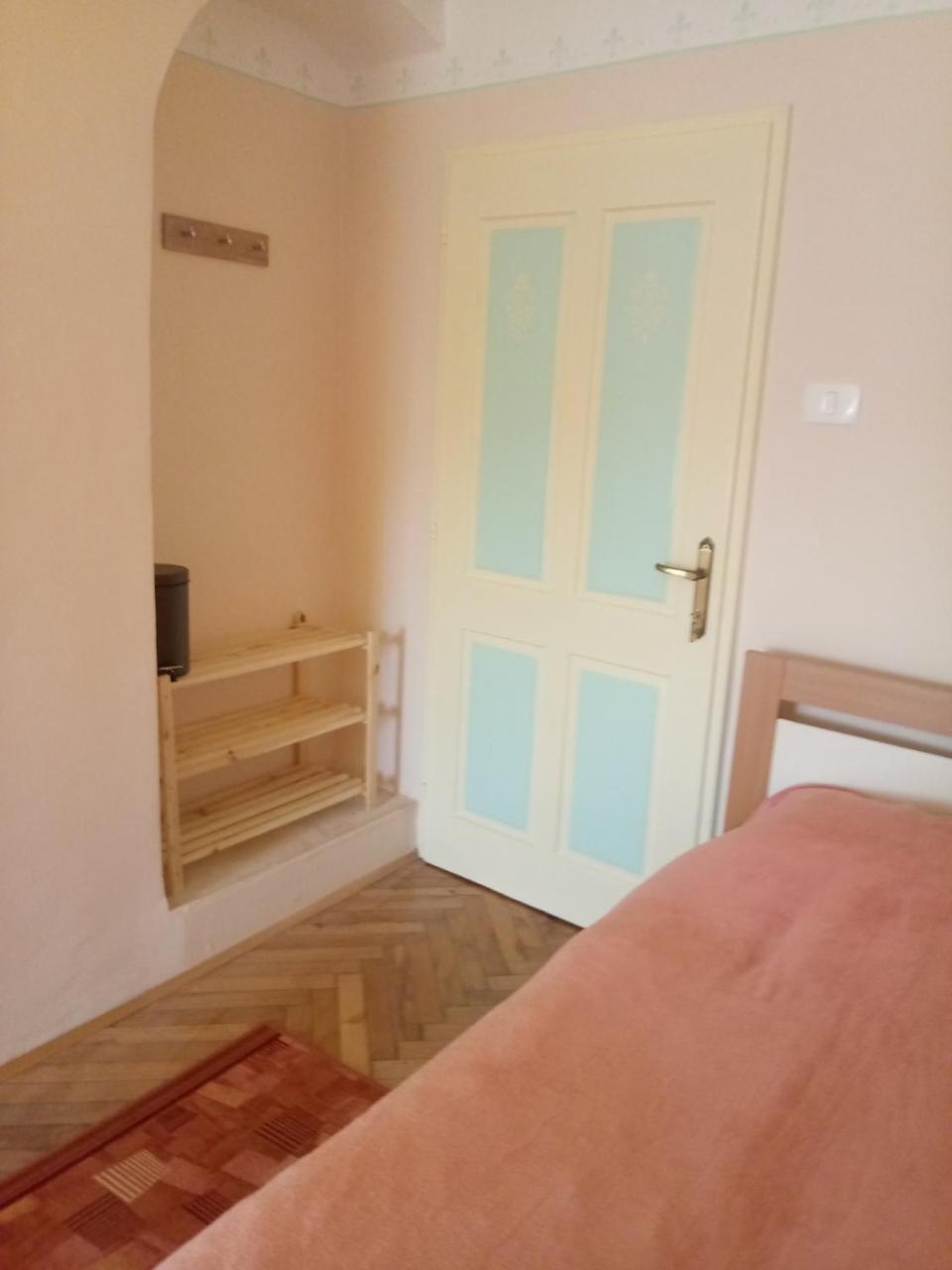מלון Zoll Gostilna Tratnik מראה חיצוני תמונה